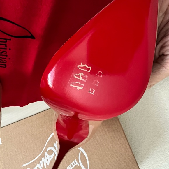 🎉SOLD🎉 CHRISTIAN LOUBOUTIN Pigalle Follies 100 Nude Patent 37.5 Authentic NEW - Picture 15 of 16